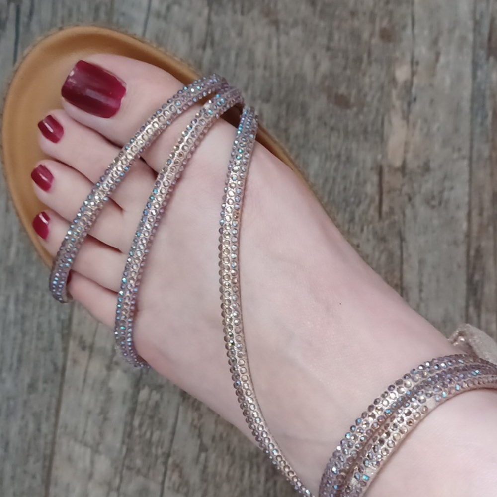 Sparkly Rhinestons Sandals - Picture 16 of 16
